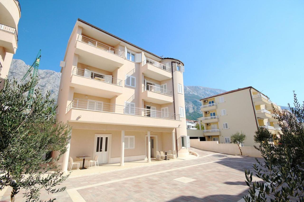 Apartment DOMO Makarska Buitenkant foto