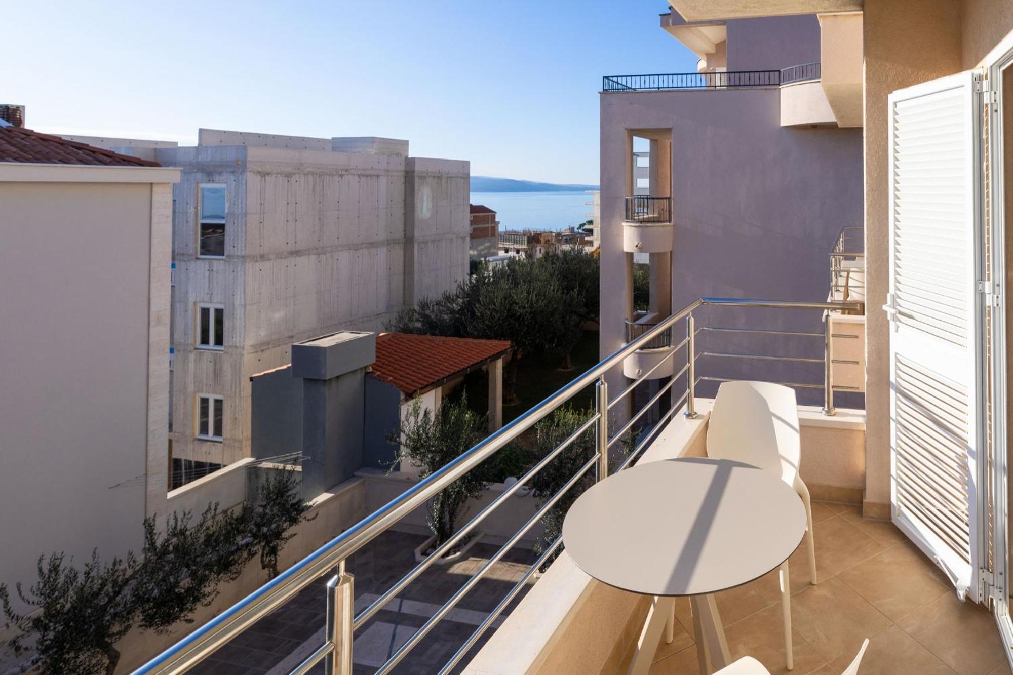 Apartment DOMO Makarska Buitenkant foto