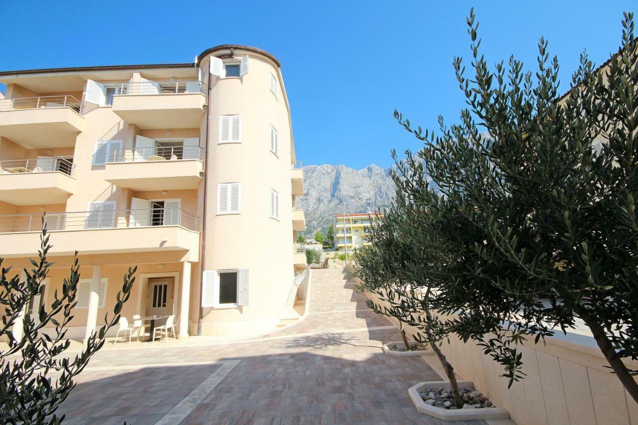 Apartment DOMO Makarska Buitenkant foto