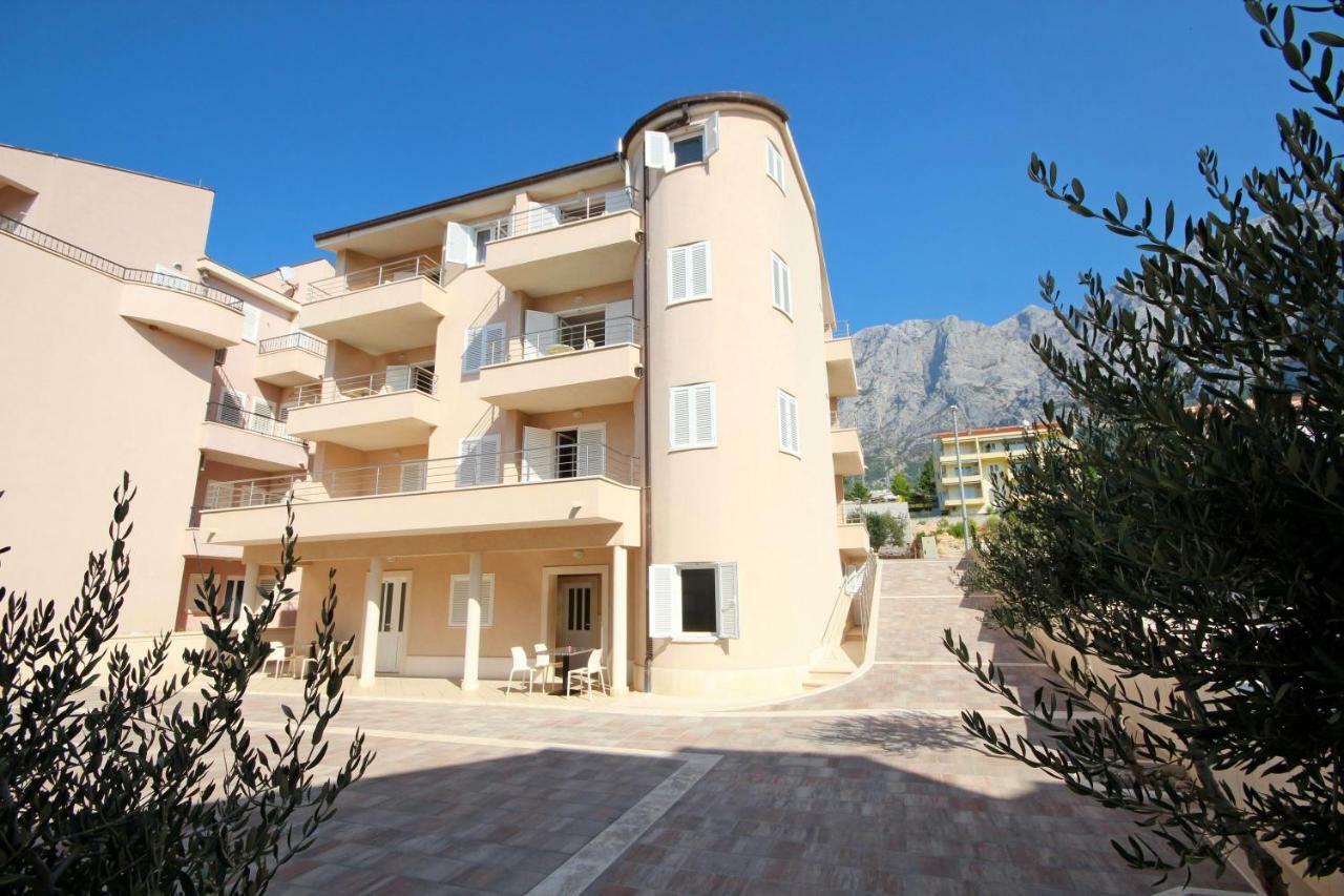 Apartment DOMO Makarska Buitenkant foto