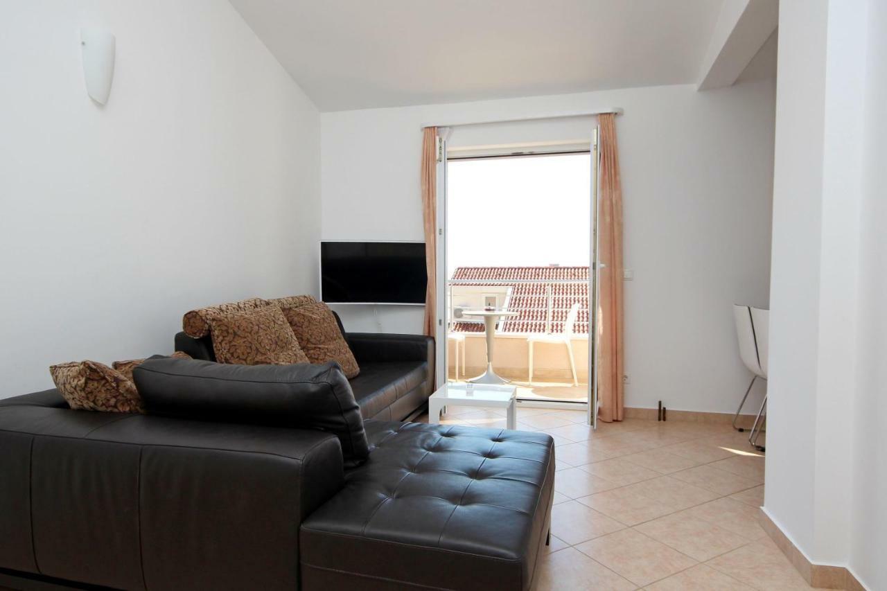 Apartment DOMO Makarska Buitenkant foto