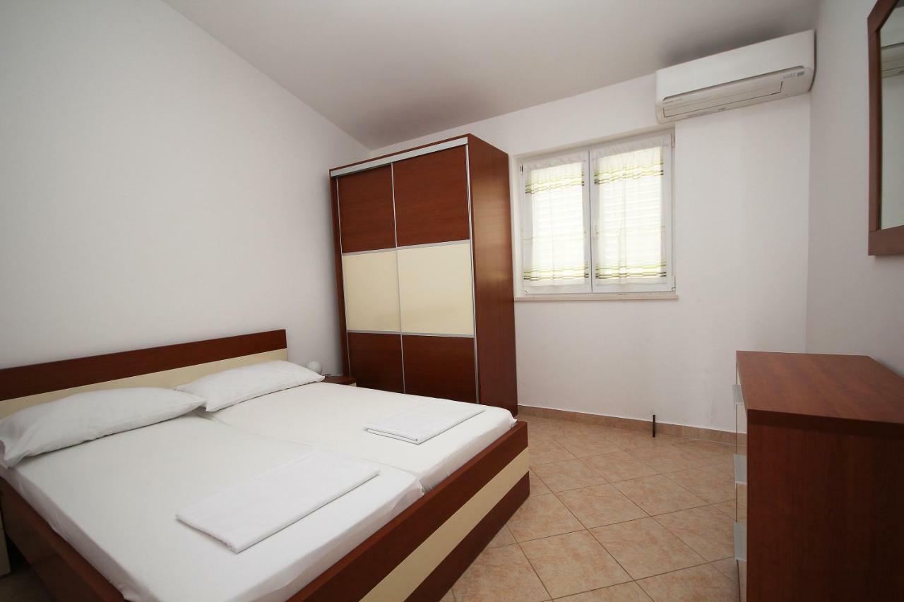 Apartment DOMO Makarska Buitenkant foto