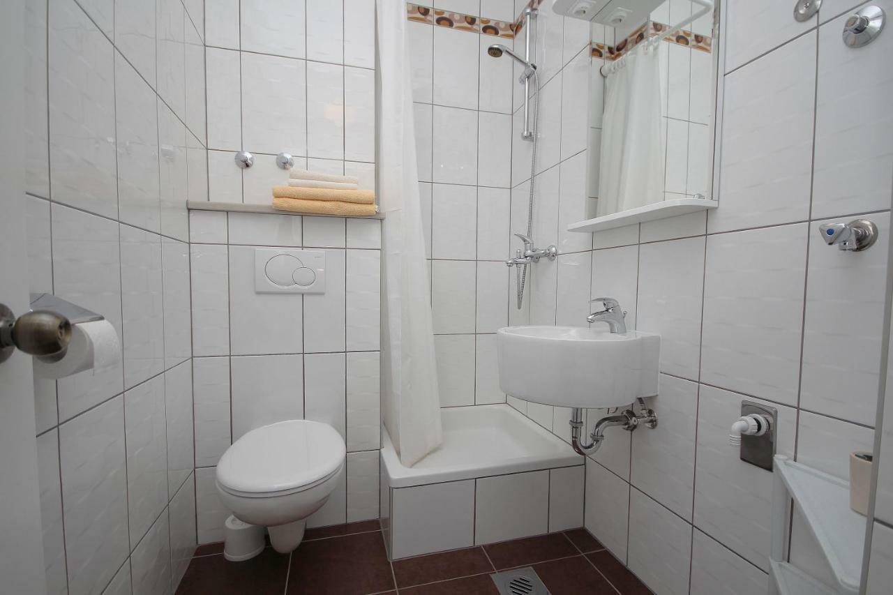 Apartment DOMO Makarska Buitenkant foto